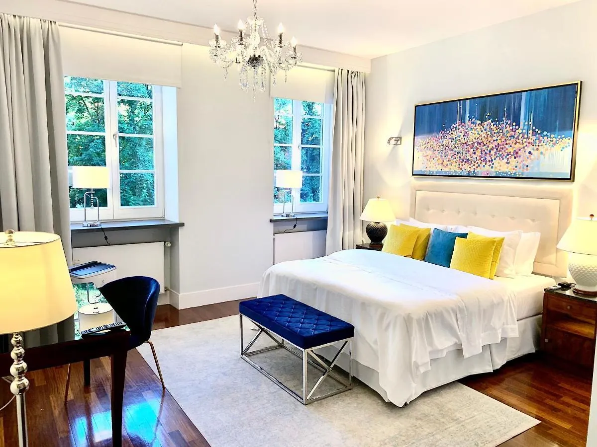Mondrian Luxury Suites & Apartments Market Square IV Warsaw 0*,