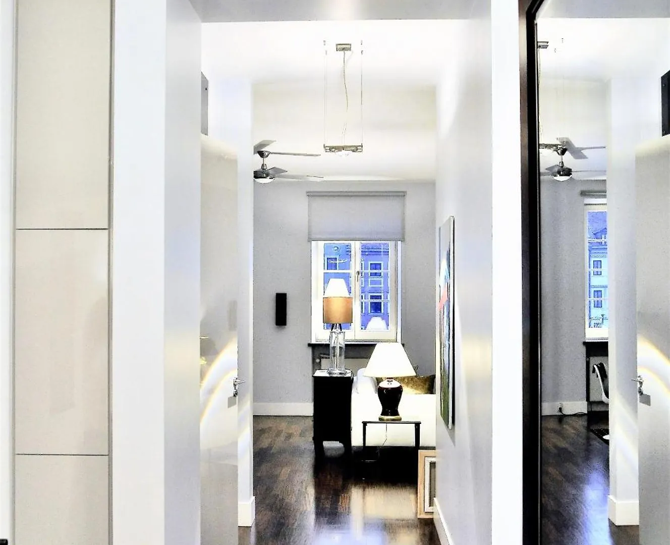 Mondrian Luxury Suites & Apartments Market Square IV Warsaw