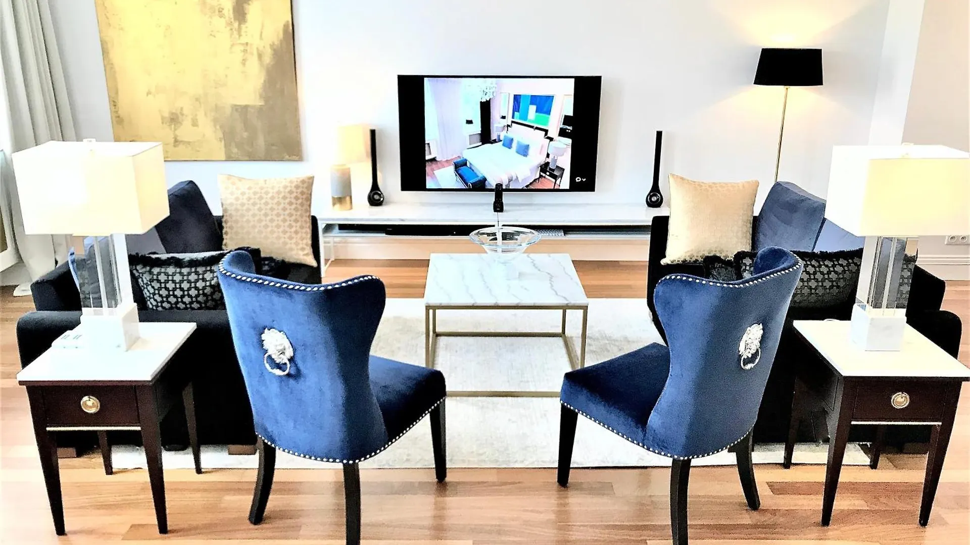 Aparthotel Mondrian Luxury Suites & Apartments Market Square IV Warsaw