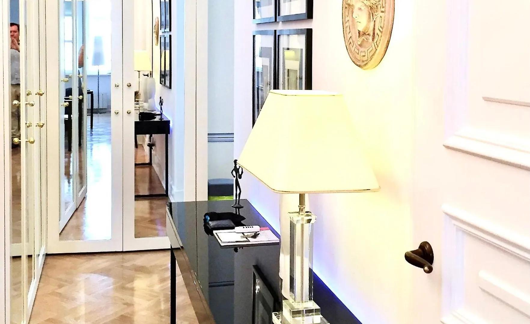Mondrian Luxury Suites & Apartments Market Square IV Warsaw Poland