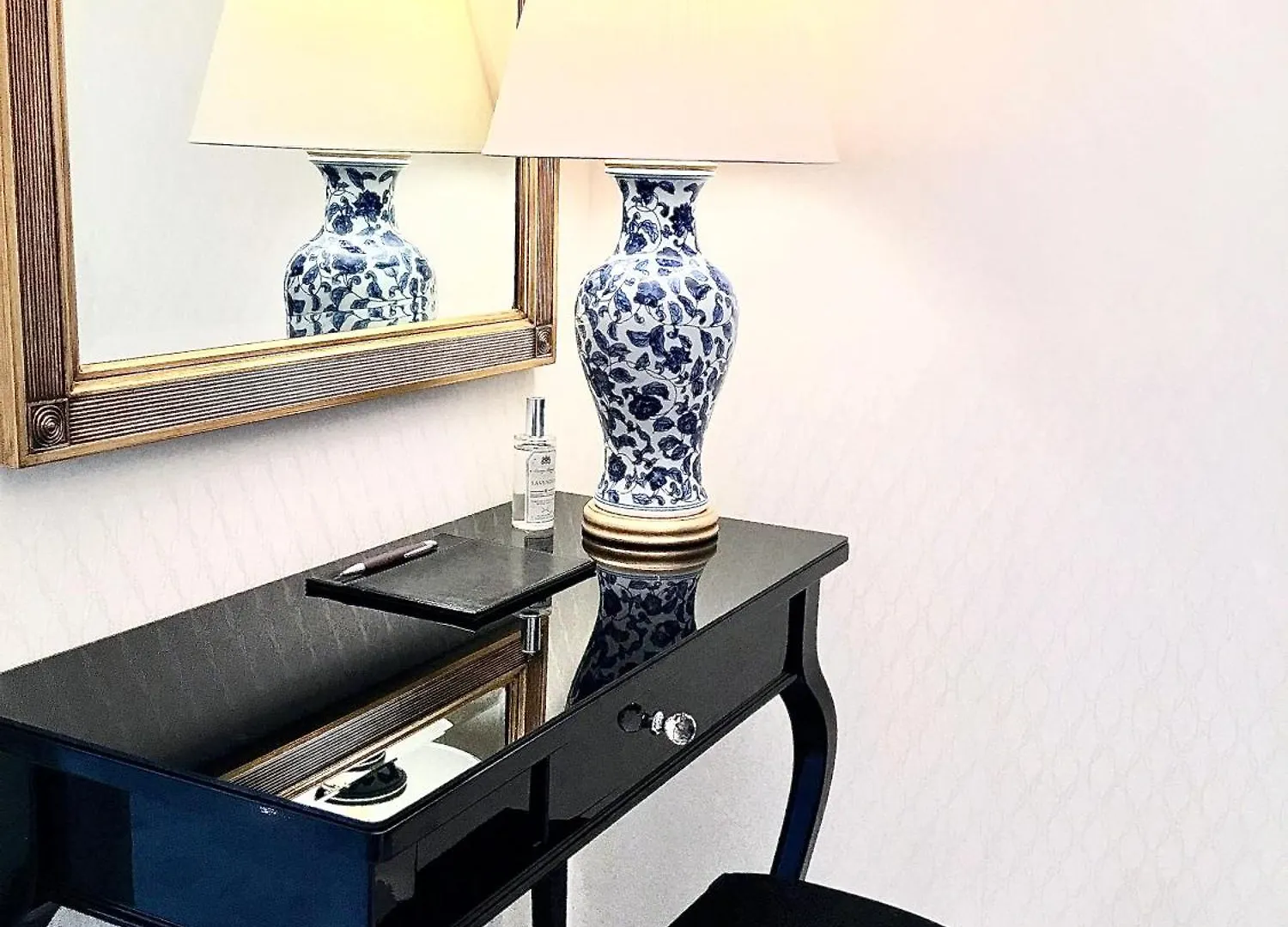 Mondrian Luxury Suites & Apartments Market Square IV Warsaw 0*,  Poland
