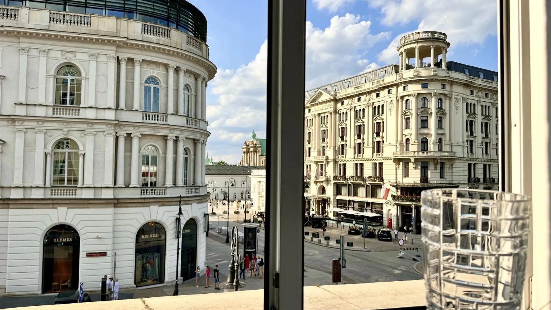 Mondrian Luxury Suites & Apartments Market Square IV Warsaw 0*,  Poland