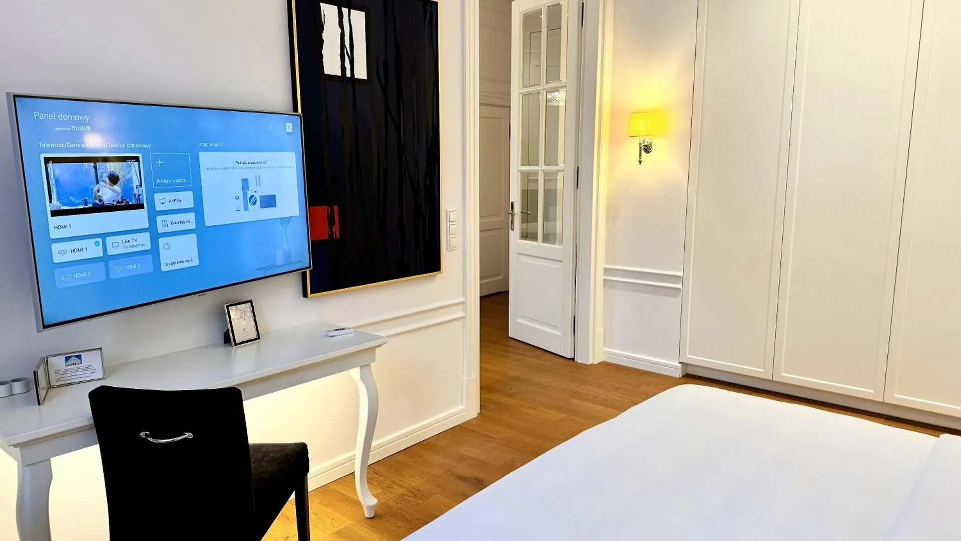 Ξενοδοχείο με διαμερίσματα Mondrian Luxury Suites & Apartments Market Square IV Βαρσοβία